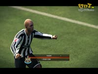 PES2011 罗伯特卡洛斯S轨迹电梯任意球_171