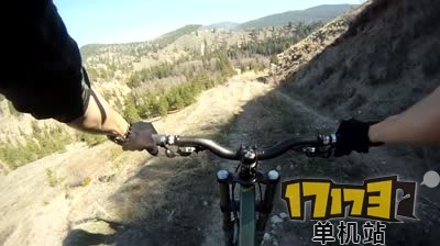 pc频道 八卦搞笑 > 自行车坠山赛第一人称视角视频 强烈代入感