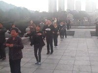 紫冰<em>广场舞</em> 健身舞 74<em>火辣辣的妹子</em>火辣辣的歌