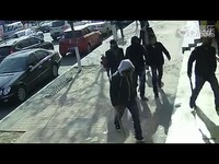 精彩视频 山东东营市黑社会团伙狂砸奔驰车 -