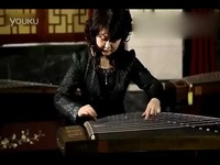 古筝名曲欣赏《笑傲江湖》美女弹经典古筝视频