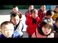 2014元旦闻喜县宋店幼儿园中班小宝宝汇报-游
