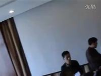 这就是看过<em>两女一指</em>的悲惨下场_17173游戏