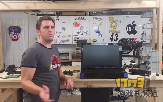 玩家将Xbox One改造便携工作站 外出带着玩