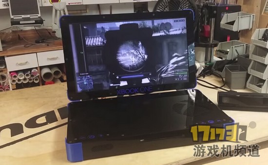 玩家将Xbox One改造便携工作站 外出带着玩