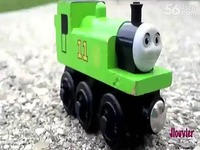 焦点视频 高清!托马斯的朋友培西玩具小火车视