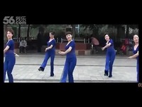 舞 浪漫的草原 杨艺春英<em>广场舞 妹妹的山丹花</em>-