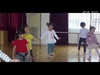 四岁的宝宝舞蹈课视频---虫儿飞-宝宝舞蹈 超清