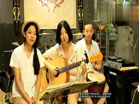 最美和声 <em>姐妹花</em>吉他弹唱《相思河畔》 【萌面