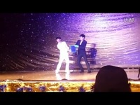 高清视频 漂浮扑克牌魔术揭秘-刘谦最新魔术_