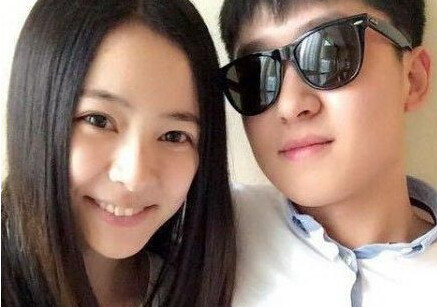 小智,本名杨丰智,以做英雄联盟第一视角的解说为主.