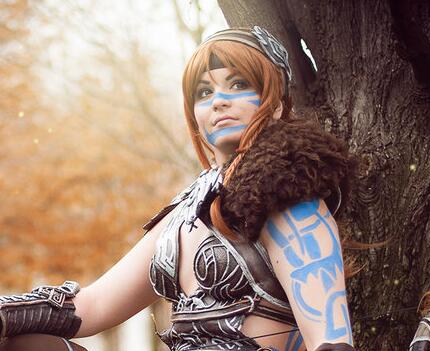 《激战2》诺恩族女游侠国外COSPLAY